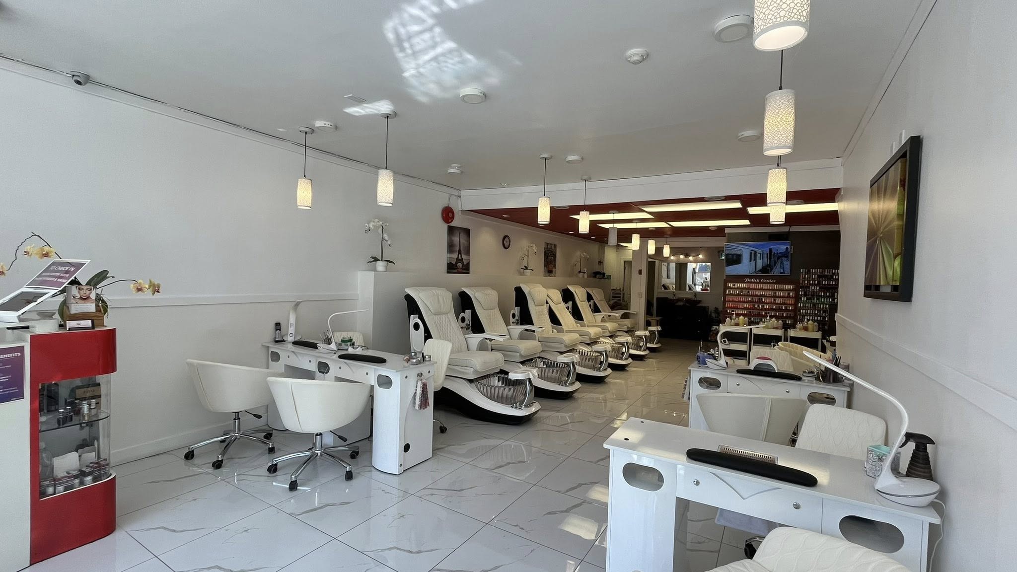 SANG TIỆM NAILS DOWNTOWN NEW WESTMINSTER